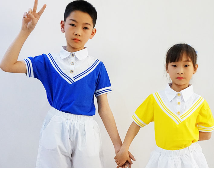 校服定制-校服定制廠家的小伙伴都去看電影去了