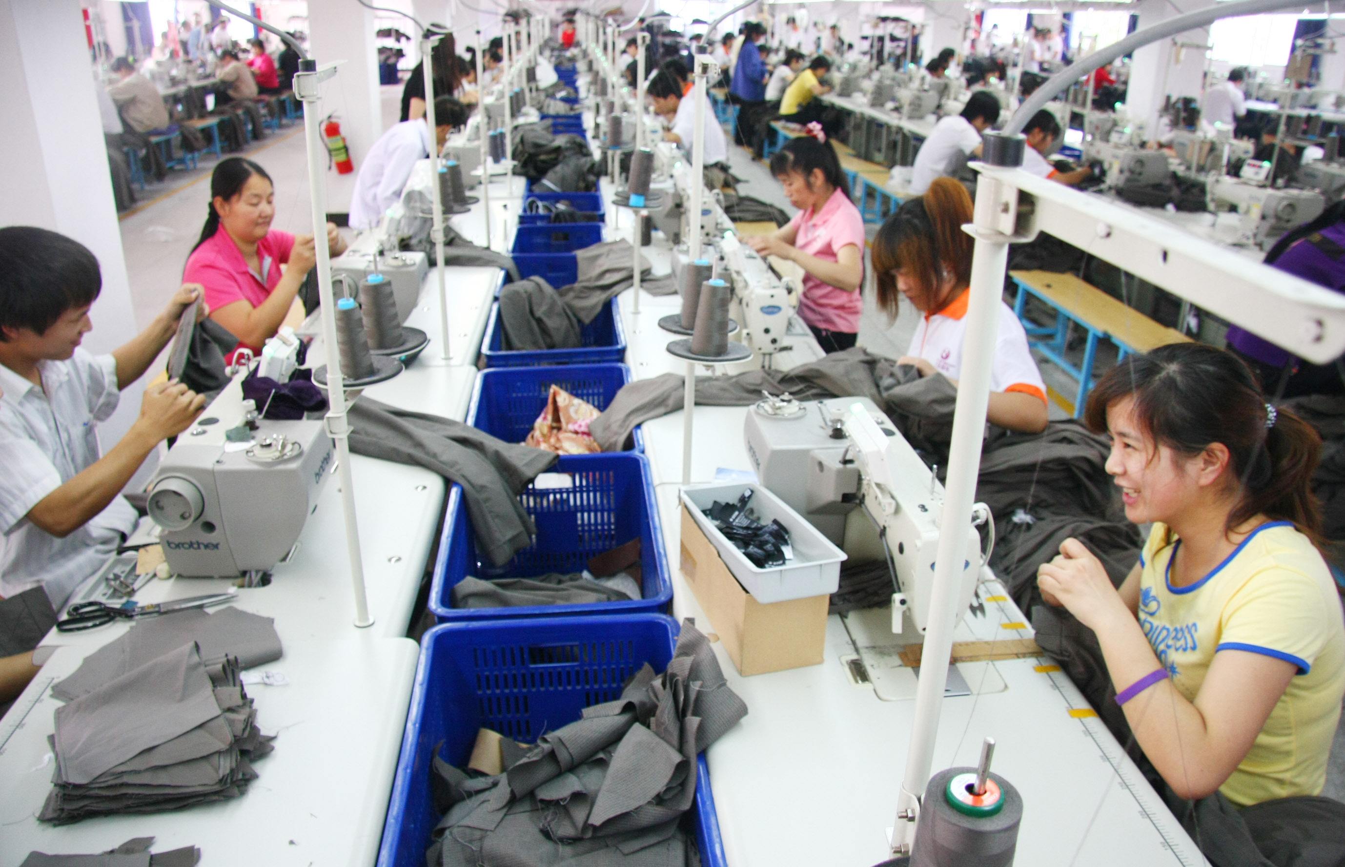 定制校服車間圖